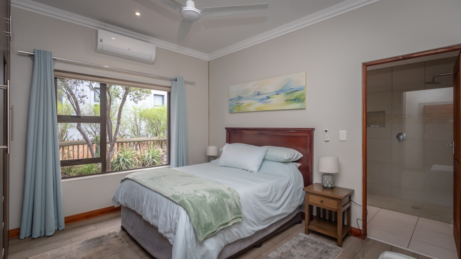 3 Bedroom Property for Sale in The Coves North West